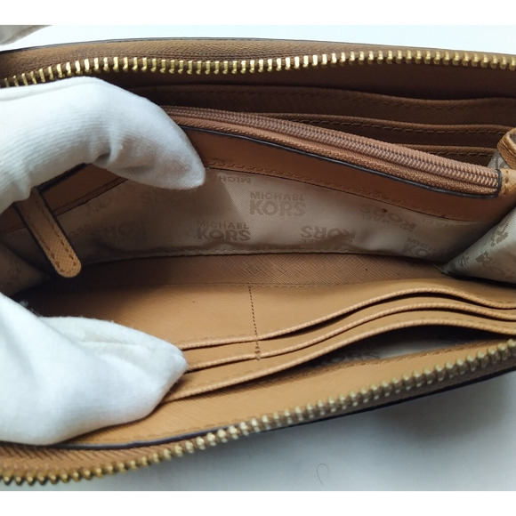 Michael Kors Brown Pebbled Leather Zipper Closure Credit Card Wallet - Picture 13 of 16